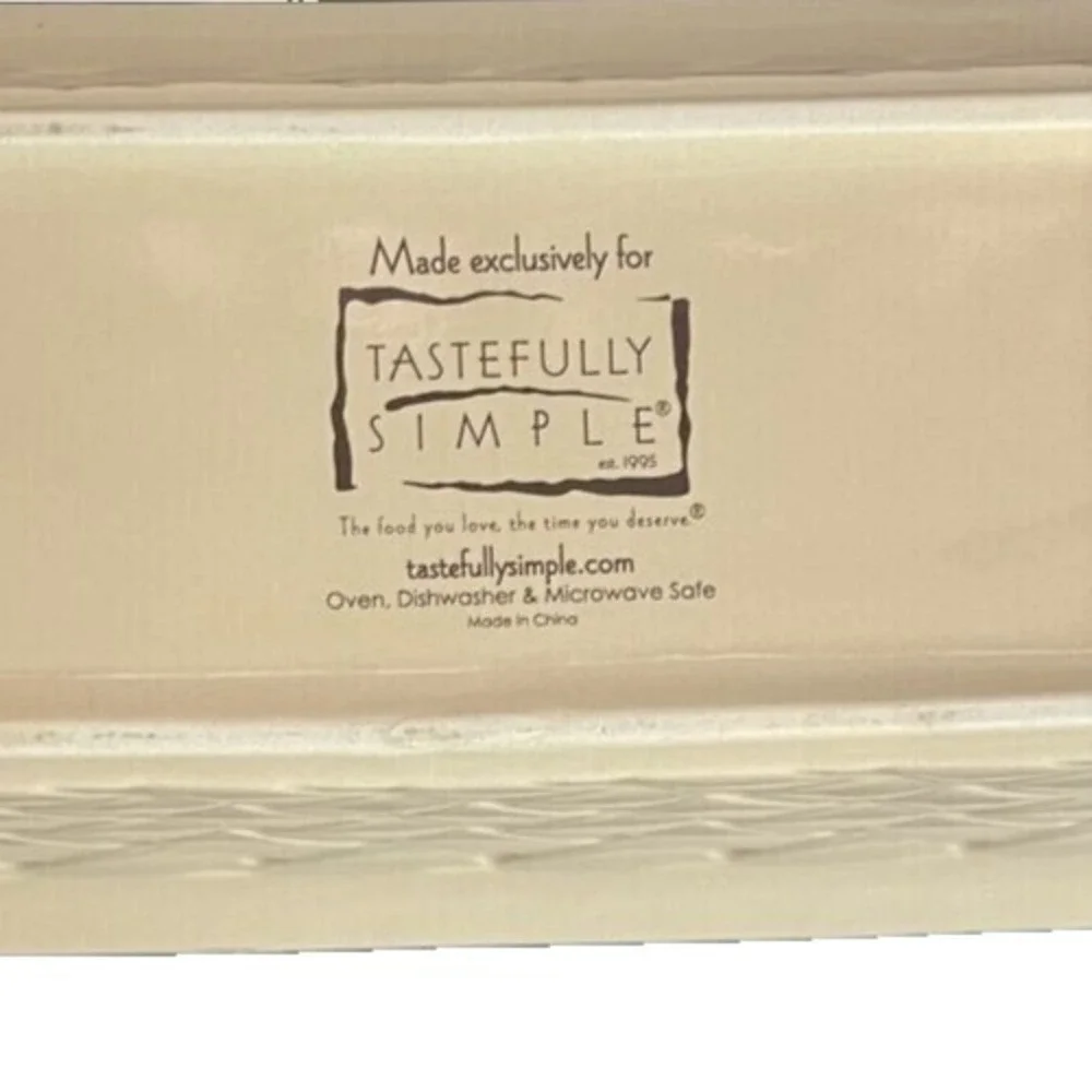 Tastefully Simple Ceramic Mini Loaf Pan  7.75L x 4.5W